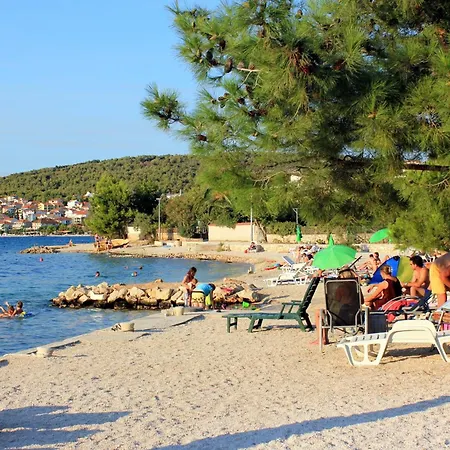 Apartment With A Parking Space - 23129 Trogir