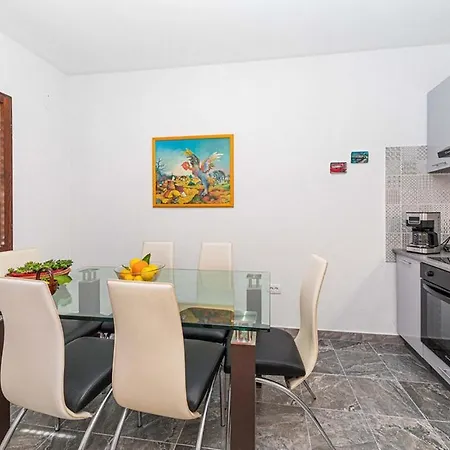 With A Parking Space - 23129 Apartment *
